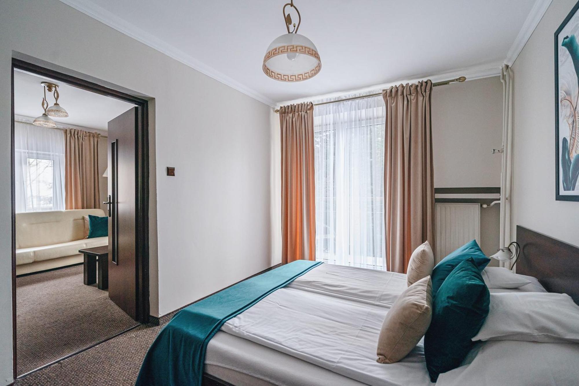 Ow Jaskolka Hotel Закопане Екстериор снимка