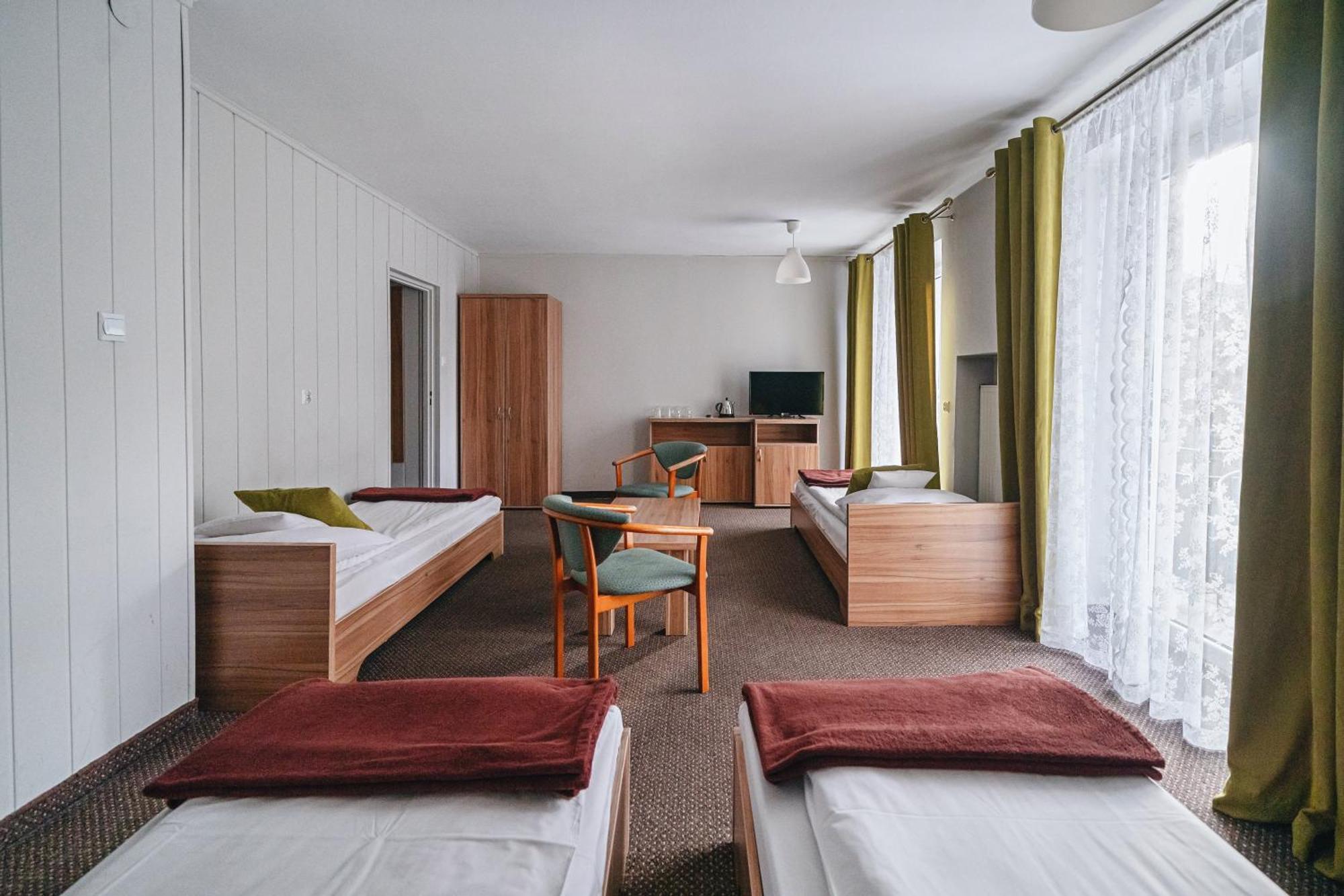 Ow Jaskolka Hotel Закопане Екстериор снимка